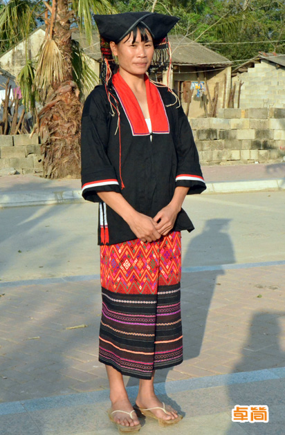 美孚黎服飾定制