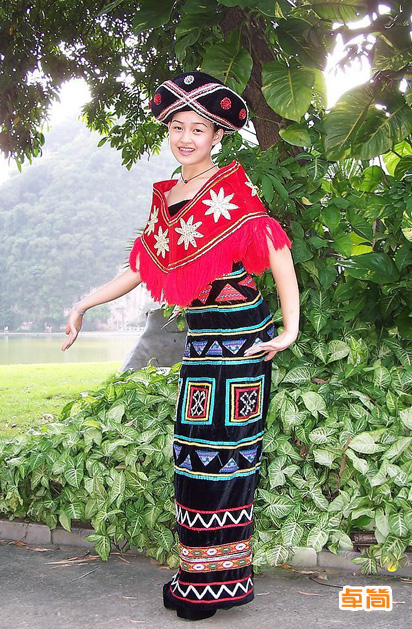 傣族服飾定制