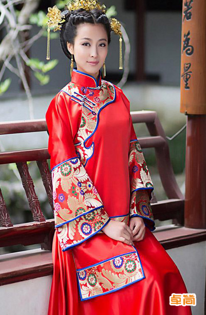 滿族服飾定制