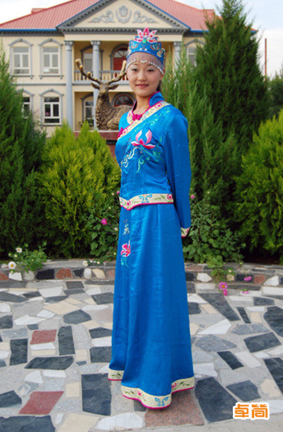 錫伯族服飾定制