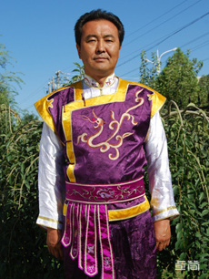 錫伯族服飾定制