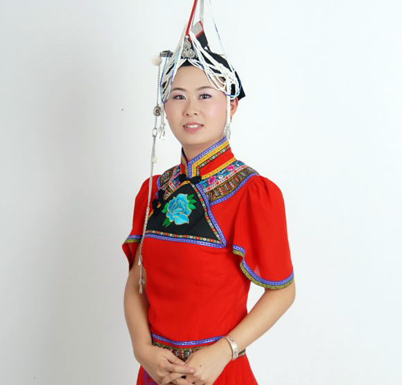畬族服飾