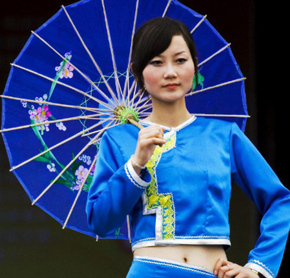 全藍右衽開襟白族服飾