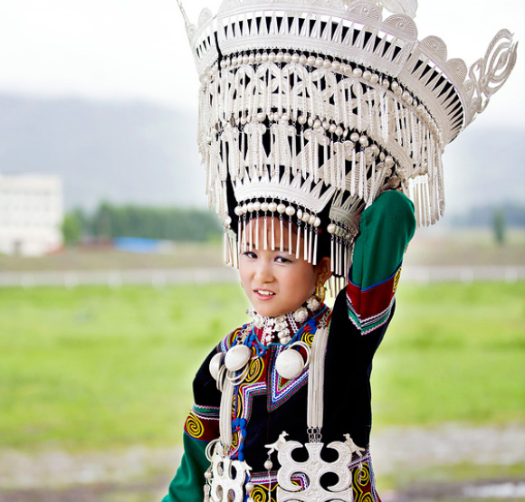 四川涼山彝族服飾