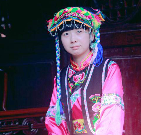 羌族服飾