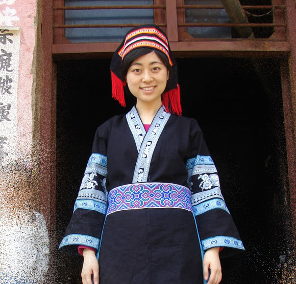 仡佬族服飾
