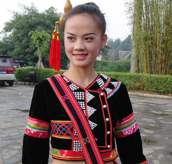 拉祜族服飾