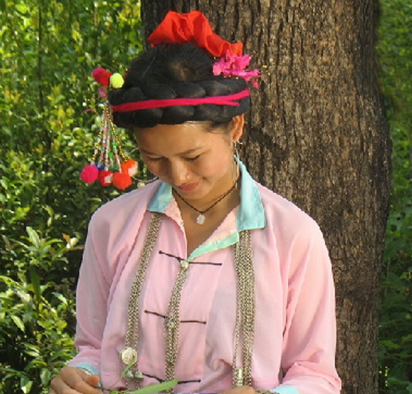 阿昌族服飾