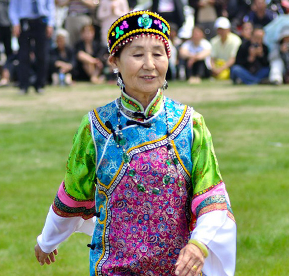 達斡爾族服飾