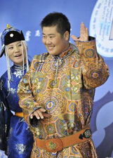阿拉善蒙古族服飾