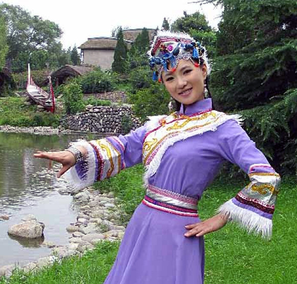 赫哲族服飾