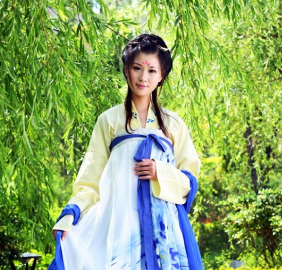束胸襦裙?jié)h服